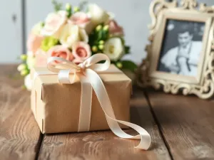 Prezent na ślub dla pary młodej – najlepsze pomysły i porady