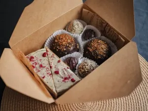 Box prezentowy na ślub – oryginalny pomysł na prezent dla nowożeńców
